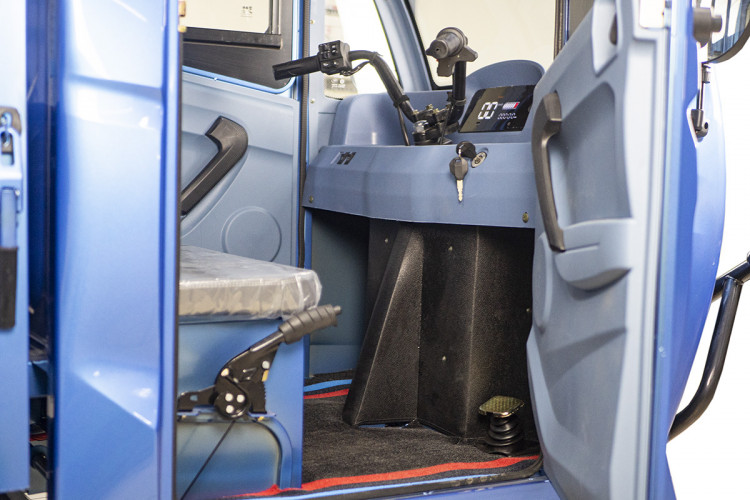 Грузовой электрический трицикл Rutrike КАРГО Кабина Дуал в Барнауле