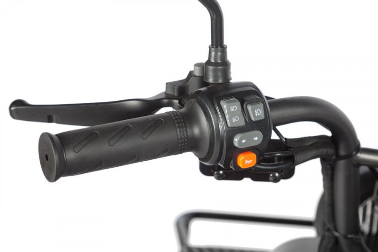 Пассажирский электротрицикл Wanshida LC300 в Барнауле