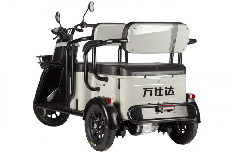 Пассажирский электротрицикл Wanshida LC300 в Барнауле