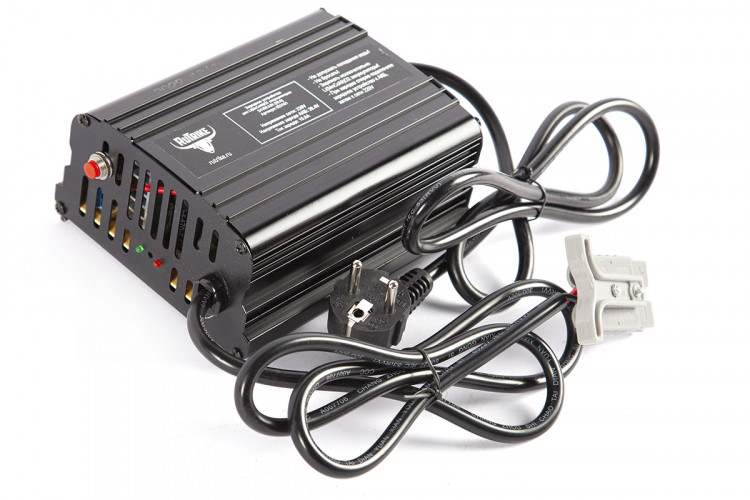 Зарядное устройство RuTrike для аккумуляторов 24V50A/H (10A) в Барнауле