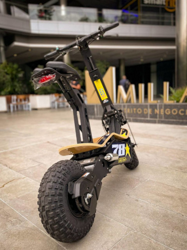 Электросамокат VeloCifero MAD 2000W в Барнауле
